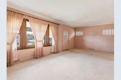 1115 N Prairie Avenue, Joliet, IL 60435 - Photo 4