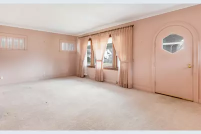 1115 N Prairie Avenue, Joliet, IL 60435 - Photo 2