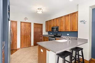 16110 Michigan St, Crest Hill, IL 60403 - Photo 14