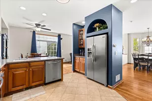 16110 Michigan St, Crest Hill, IL 60403 - Photo 16