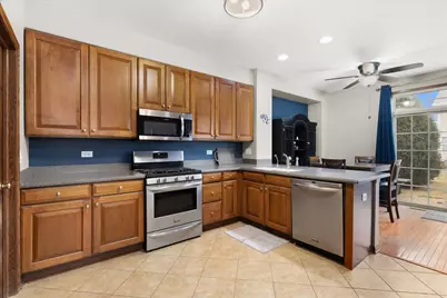 16110 Michigan Street, Crest Hill, IL 60403 - Photo 12