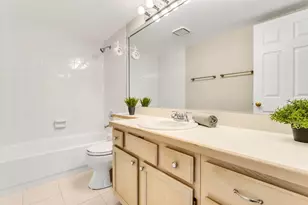 741 Old Creek Ct, Elk Grove Village, IL 60007 - Photo 20