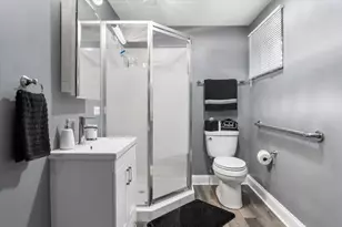 1109 S Edson Ave, Lombard, IL 60148 - Photo 18