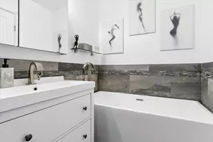 1109 S Edson Ave, Lombard, IL 60148 - Photo 12