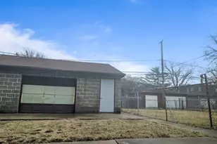 9207 S Ellis Ave, Chicago, IL 60619 - Photo 24