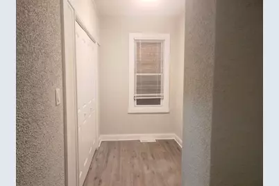 9207 S Ellis Avenue, Chicago, IL 60619 - Photo 10