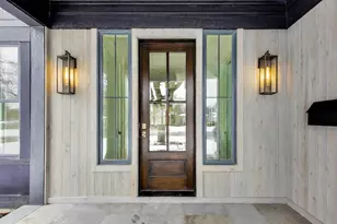 821 S Clay St, Hinsdale, IL 60521 - Photo 2