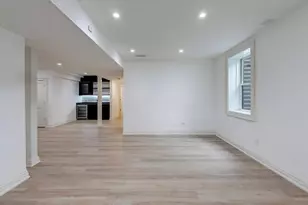 821 S Clay St, Hinsdale, IL 60521 - Photo 32