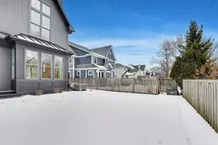 821 S Clay St, Hinsdale, IL 60521 - Photo 38