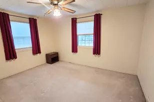 630 Short St, Centralia, IL 62801 - Photo 18