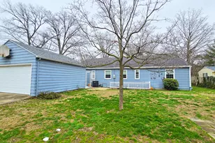 630 Short St, Centralia, IL 62801 - Photo 8