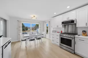 8718 Black Oak Ave, Tinley Park, IL 60487 - Photo 14