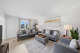 8718 Black Oak Ave, Tinley Park, IL 60487 - Photo 6