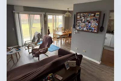 1201 Williamsport Drive #2, Westmont, IL 60559 - Photo 4