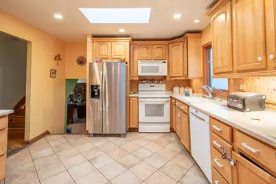 1411 S Robert Drive, Mount Prospect, IL 60056 - Photo 4