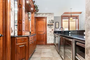712 E Hillside Rd, Naperville, IL 60540 - Photo 70
