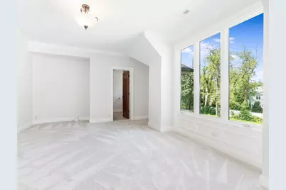 712 E Hillside Road, Naperville, IL 60540 - Photo 48