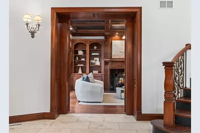 712 E Hillside Road, Naperville, IL 60540 - Photo 10