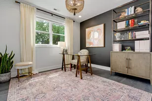 602 N May St, Chicago, IL 60642 - Photo 18