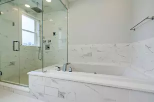 602 N May St, Chicago, IL 60642 - Photo 24