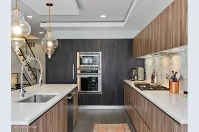 602 N May Street #3, Chicago, IL 60642 - Photo 12