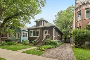 819 S Lombard Ave, Oak Park, IL 60304 - Photo 2