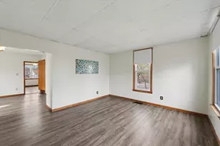 611 E 13th St, Gibson City, IL 60936 - Photo 4