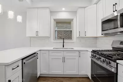 5115 S Melvina Avenue, Chicago, IL 60638 - Photo 6