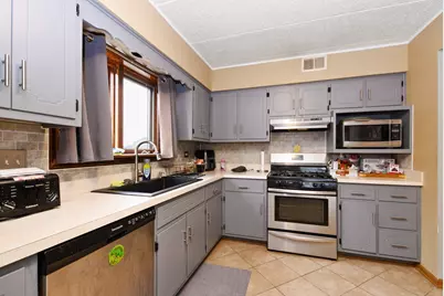 15712 Revere Court #D, Oak Forest, IL 60452 - Photo 8