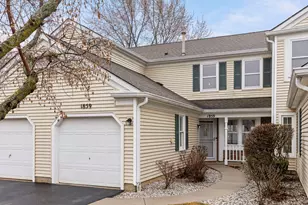 1859 Pebble Beach Cir, Elk Grove Village, IL 60007 - Photo 1