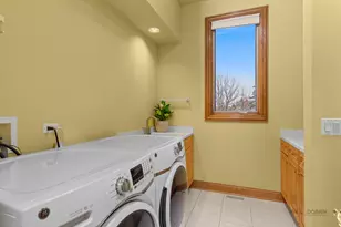 1611 Burr Oak Dr, Libertyville, IL 60048 - Photo 64