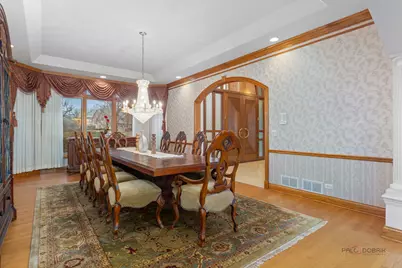 1611 Burr Oak Drive, Libertyville, IL 60048 - Photo 8