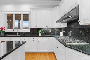 1611 Burr Oak Dr, Libertyville, IL 60048 - Photo 14