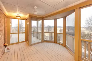 1611 Burr Oak Dr, Libertyville, IL 60048 - Photo 84