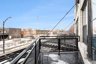 1151 W 14th Pl, Chicago, IL 60608 - Photo 12