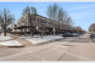 1151 W 14th Place #242, Chicago, IL 60608 - Photo 18