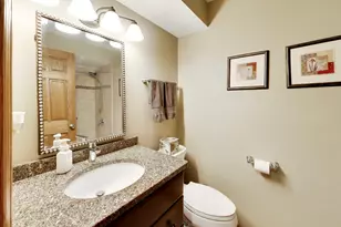 7717 Rohrer Dr, Downers Grove, IL 60516 - Photo 24
