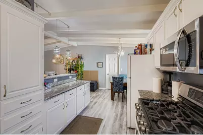 19W720 Woodland Avenue, Addison, IL 60101 - Photo 8