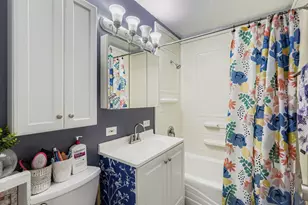 19W720 Woodland Ave, Addison, IL 60101 - Photo 10