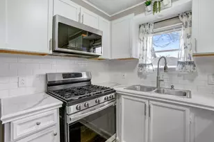 2993 Curtis St, Des Plaines, IL 60018 - Photo 8