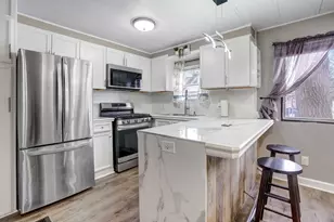 2993 Curtis St, Des Plaines, IL 60018 - Photo 6