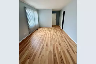 330 Hampton Court #D, Bloomingdale, IL 60108 - Photo 8