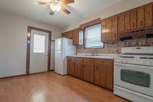 10439 S Ave M, Chicago, IL 60617 - Photo 10