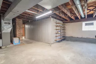 10439 S Ave M, Chicago, IL 60617 - Photo 16