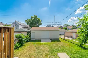 10439 S Ave M, Chicago, IL 60617 - Photo 20