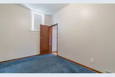 10439 S Avenue M, Chicago, IL 60617 - Photo 6