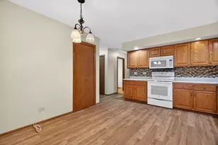 14236 Brighton Ct, Orland Park, IL 60462 - Photo 10