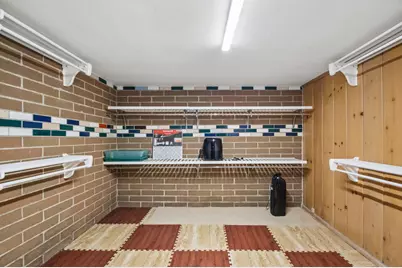 6020 N Landers Avenue, Chicago, IL 60646 - Photo 32