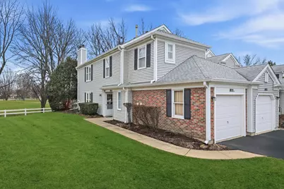 1821 Pebble Beach Circle #1, Elk Grove Village, IL 60007 - Photo 1