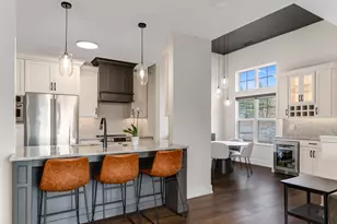 530 Pineridge Dr N, Oswego, IL 60543 - Photo 8